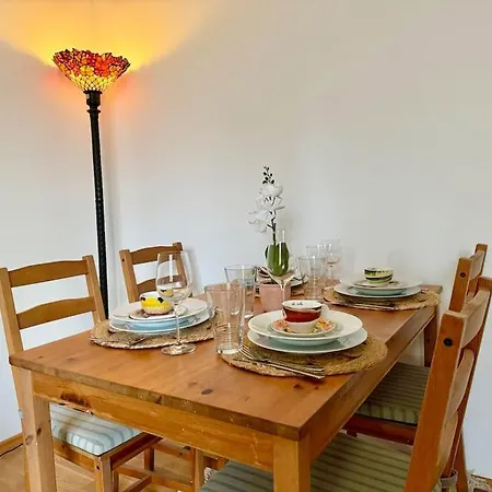 Apartment Happy Near Airport With Free Parking