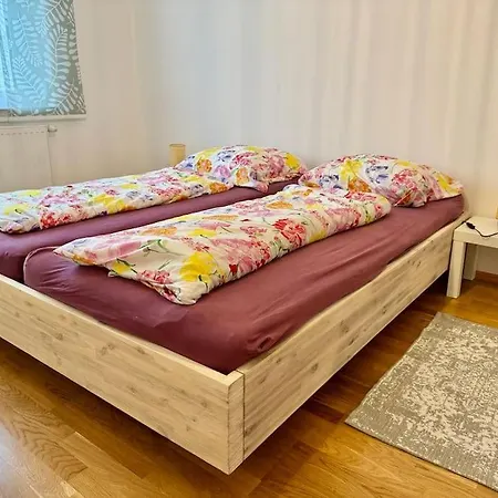 Happy Near Airport With Free Parking Апартаменты