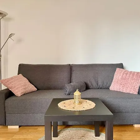 Apartment Happy Near Airport With Free Parking Schwechat