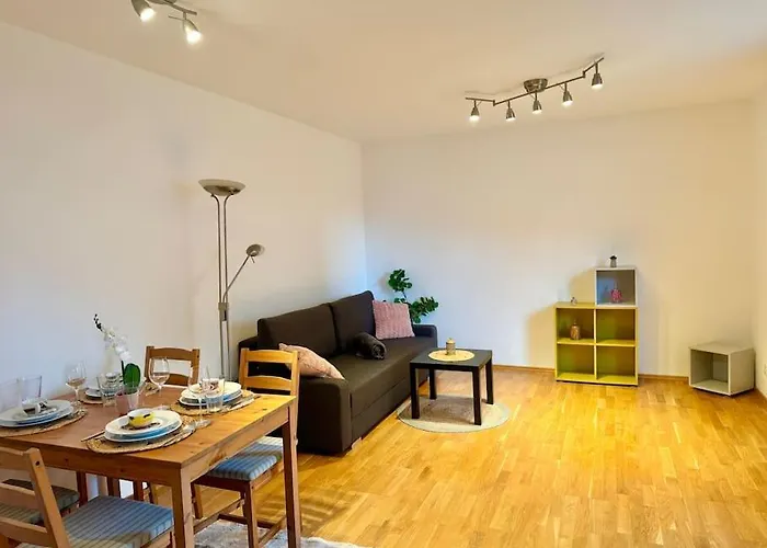 Apartament Happy Near Airport With Free Parking
